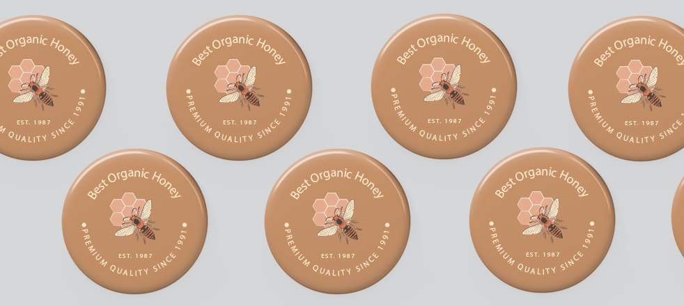 Лаки для производства полиграфии – разновидности и преимущества